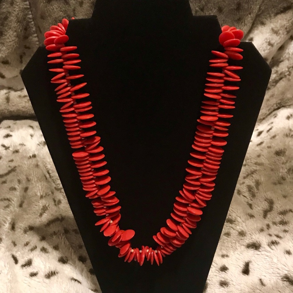 ❤️Vintage Plastic Oval Beads Necklace